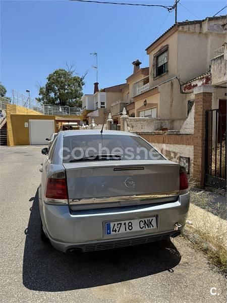 Gris / plata Usado 2009 Opel Vectra Elegance Berlina | 900 € - Imagen 1/2