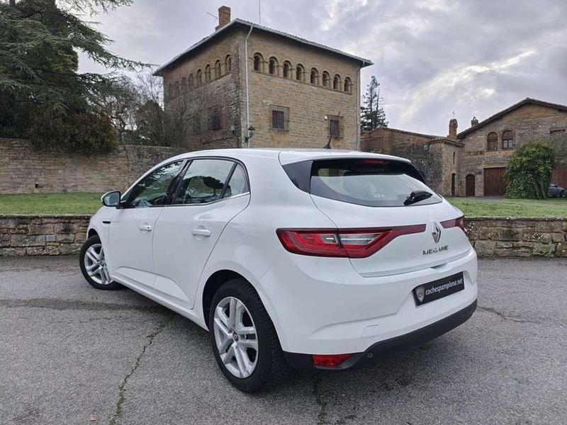 Usado Renault Mégane IV Intens 101 CV (74 kW) 2016 Blanco Utilitario