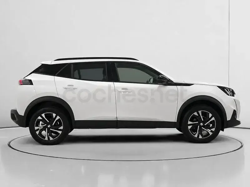 Usado Peugeot 2008 Allure 110 CV (80 kW) 2022 Blanco SUV