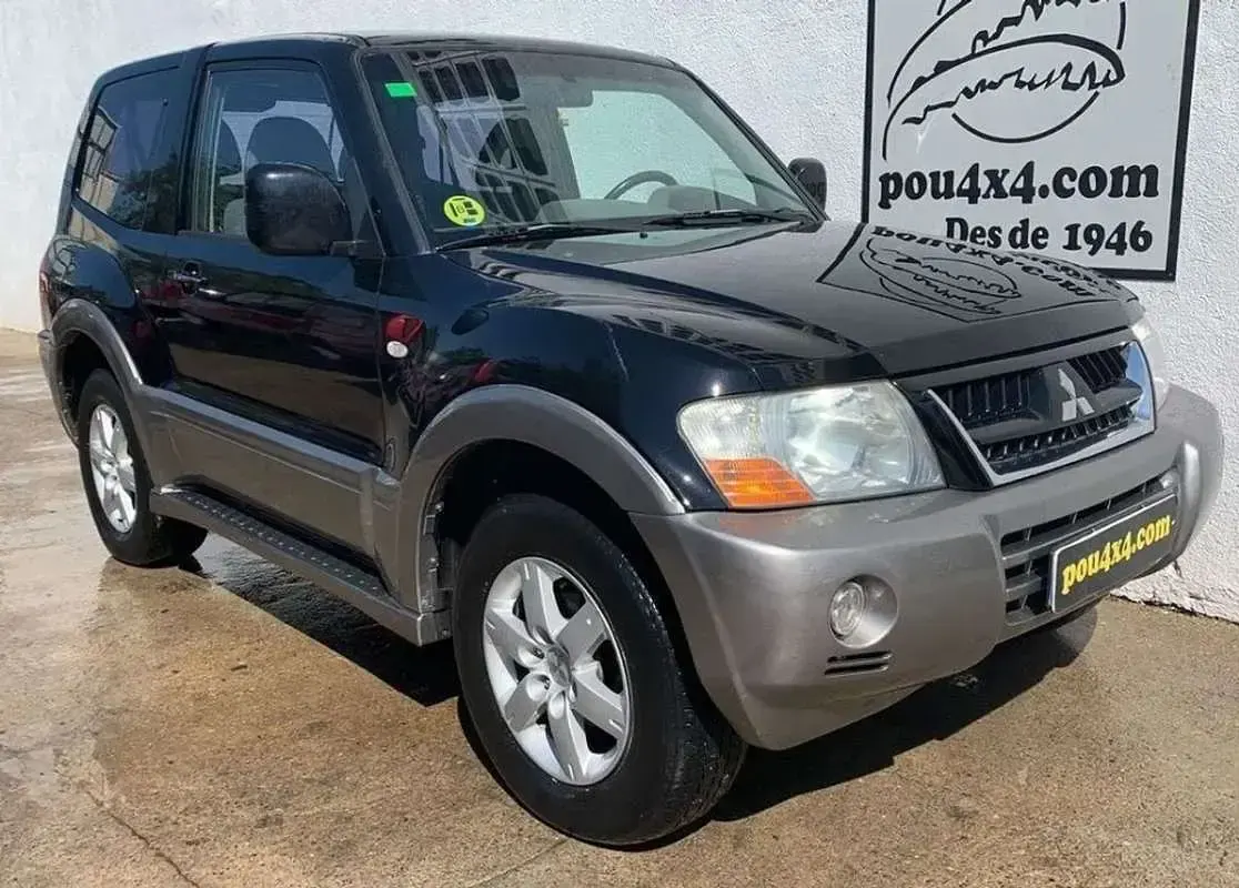 Usado Mitsubishi Montero Instyle 160 CV (117 kW) 2004 Negro SUV