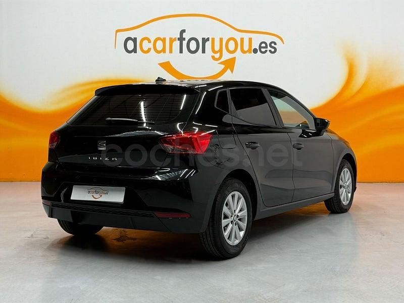 Usado Seat Ibiza Style 110 CV (80 kW) 2021 Negro Utilitario