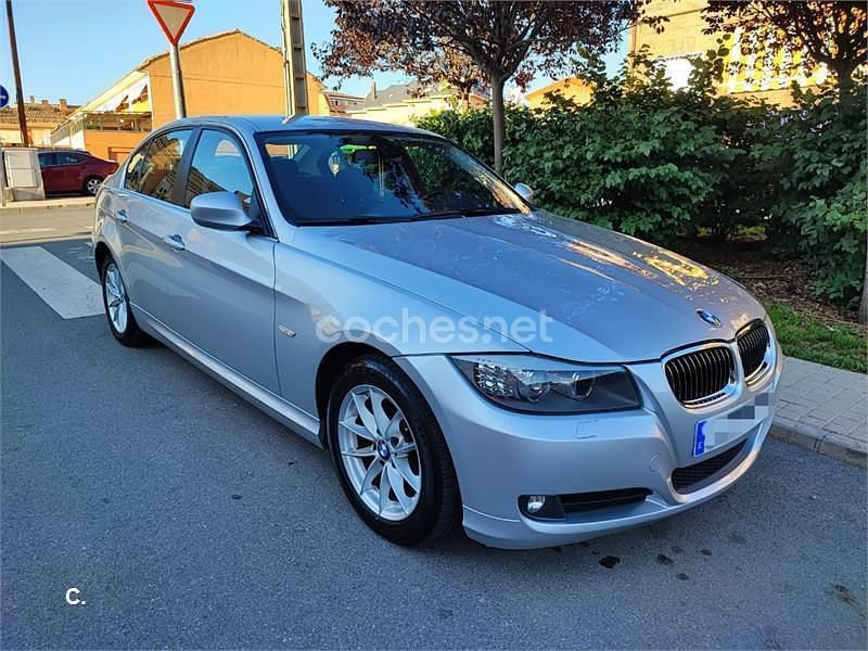 Gris / plata Usado 2011 BMW 325 Berlina | 15.900 € - Imagen 1/4