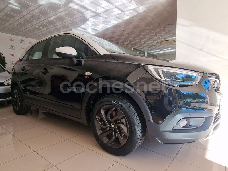 Negro Usado 2021 Opel Crossland X Design Edition SUV | 14.990 € (Precio justo) - Imagen 1/4