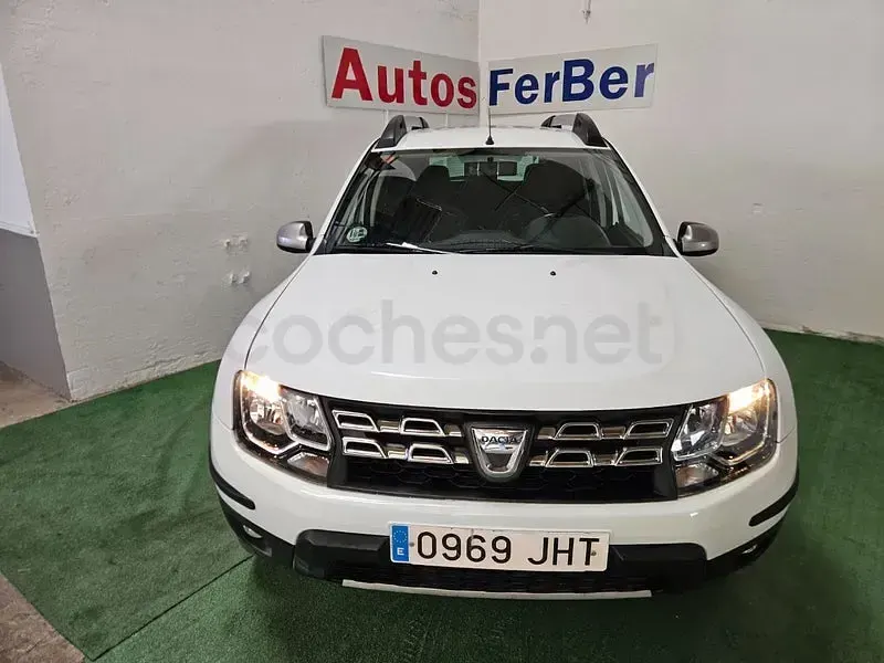 Usado Dacia Duster Ambiance 109 CV (80 kW) 2015 Blanco SUV
