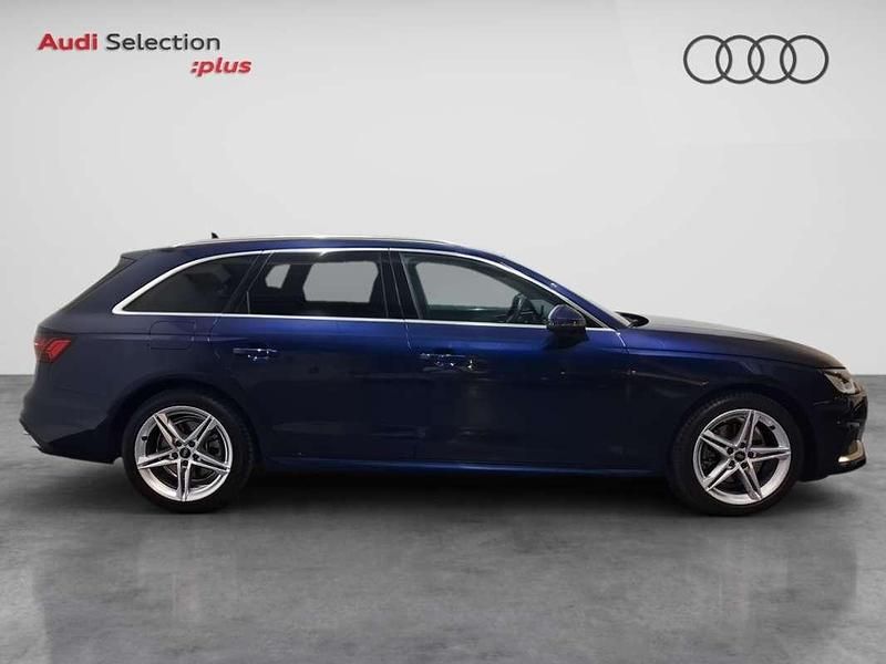 Usado Audi A4 Advanced 163 CV (119 kW) 2023 Azul Familiar