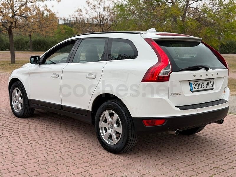 Usado Volvo XC60 Kinetic 163 CV (119 kW) 2012 Blanco SUV