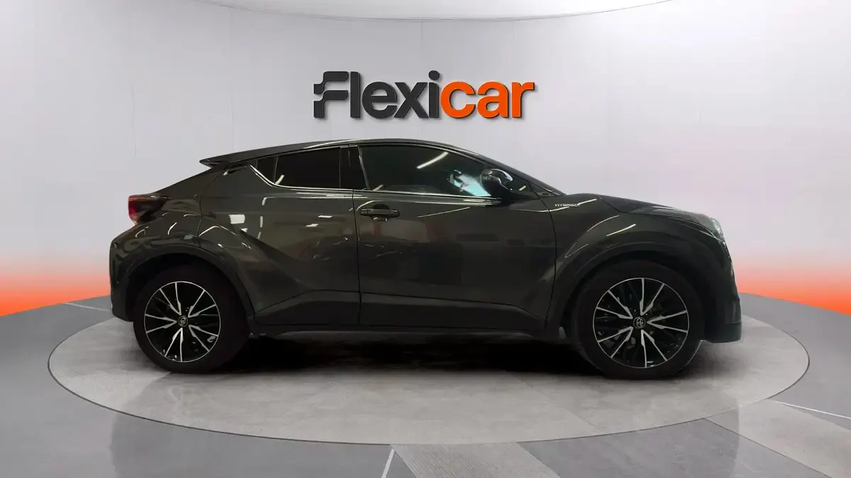 Usado Toyota C-HR Active 122 CV (89 kW) 2018 Azul SUV