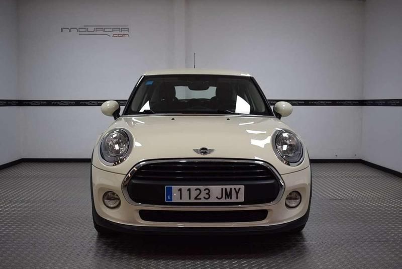 Usado Mini ONE 102 CV (75 kW) 2016 Beige Utilitario
