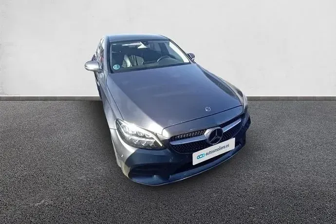 Usado Mercedes C200 184 CV (135 kW) 2019 Gris Berlina