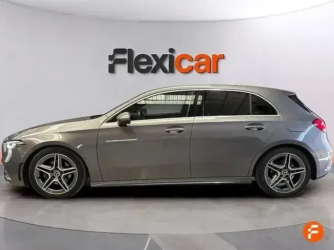 Usado Mercedes A180 136 CV (100 kW) 2020 Gris