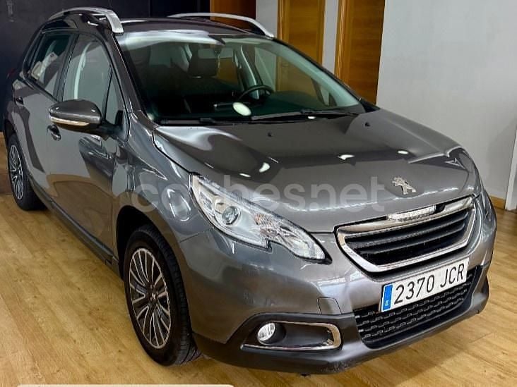 Gris / plata Usado 2015 Peugeot 2008 Active SUV | 6900 € (Buen precio) - Imagen 1/4