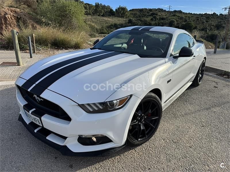 Usado Ford Mustang GT 418 CV (307 kW) 2017 Blanco Coupe