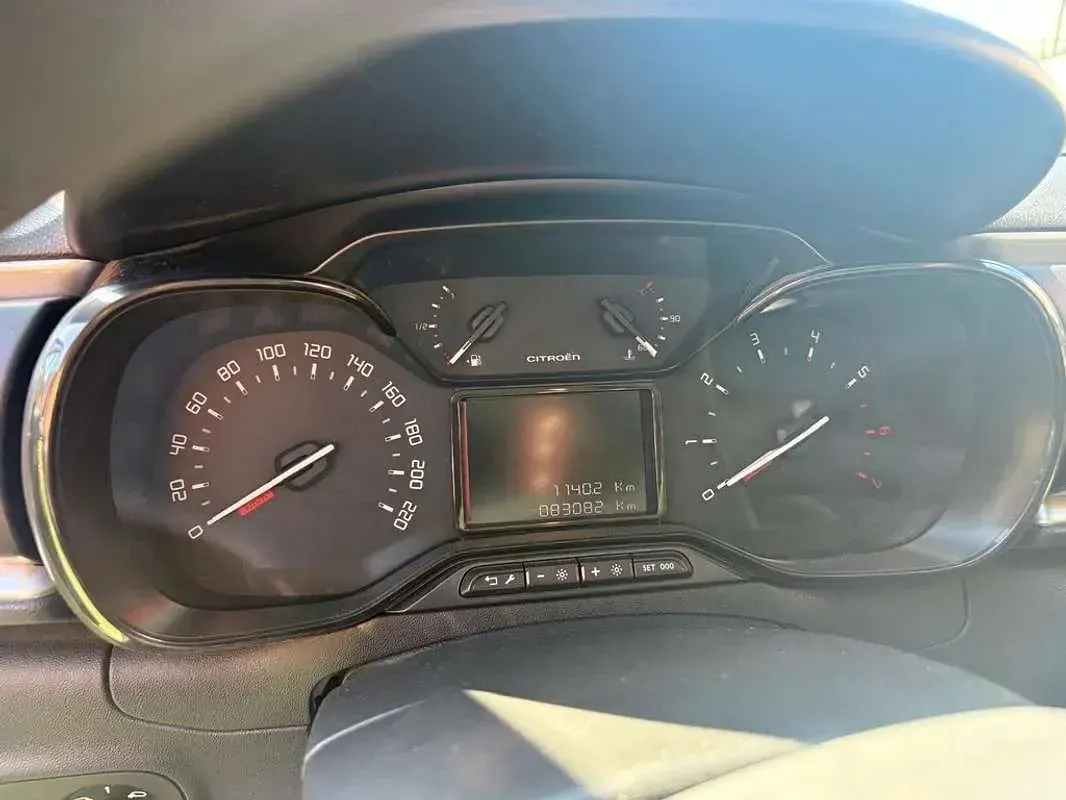 Usado Citroën C3 Feel 99 CV (72 kW) 2022 Blanco Utilitario