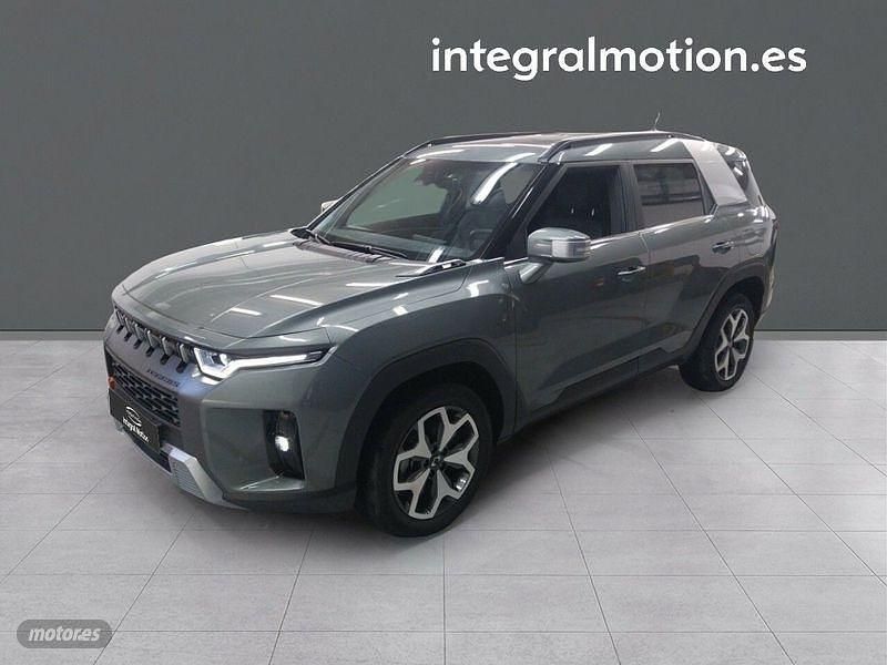 Verde Usado 2024 Ssangyong Torres SUV | 25.900 € - Imagen 1/4