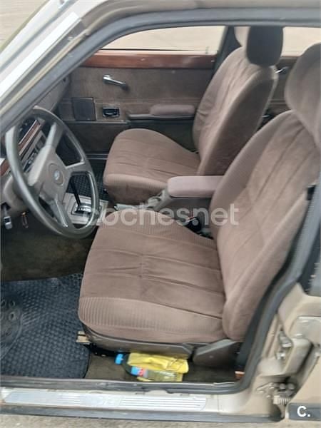 Usado Ford Granada 114 CV (83 kW) 1982 Beige Berlina