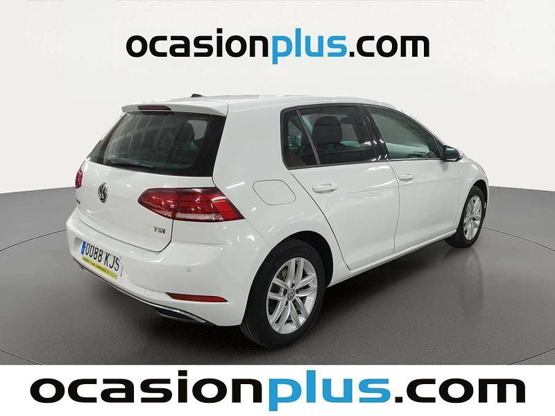 Usado VW Golf VII Advance 125 CV (91 kW) 2018 Blanco