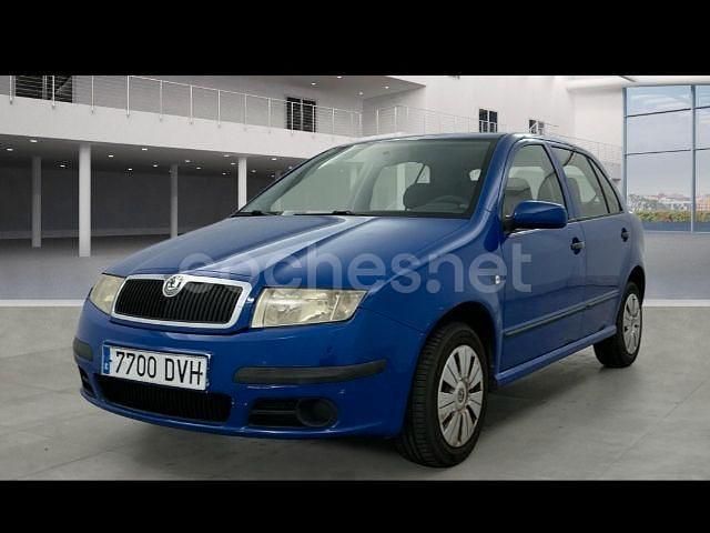Azul Usado 2006 Skoda Fabia Berlina | 4200 € (Precio justo) - Imagen 1/4