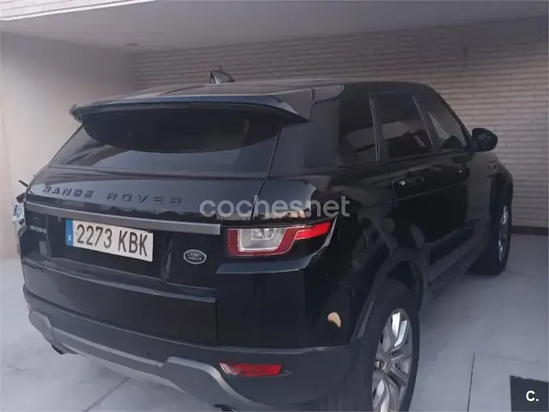 Usado Land Rover Range Rover evoque R-Dynamic 150 CV (110 kW) 2017 Negro SUV