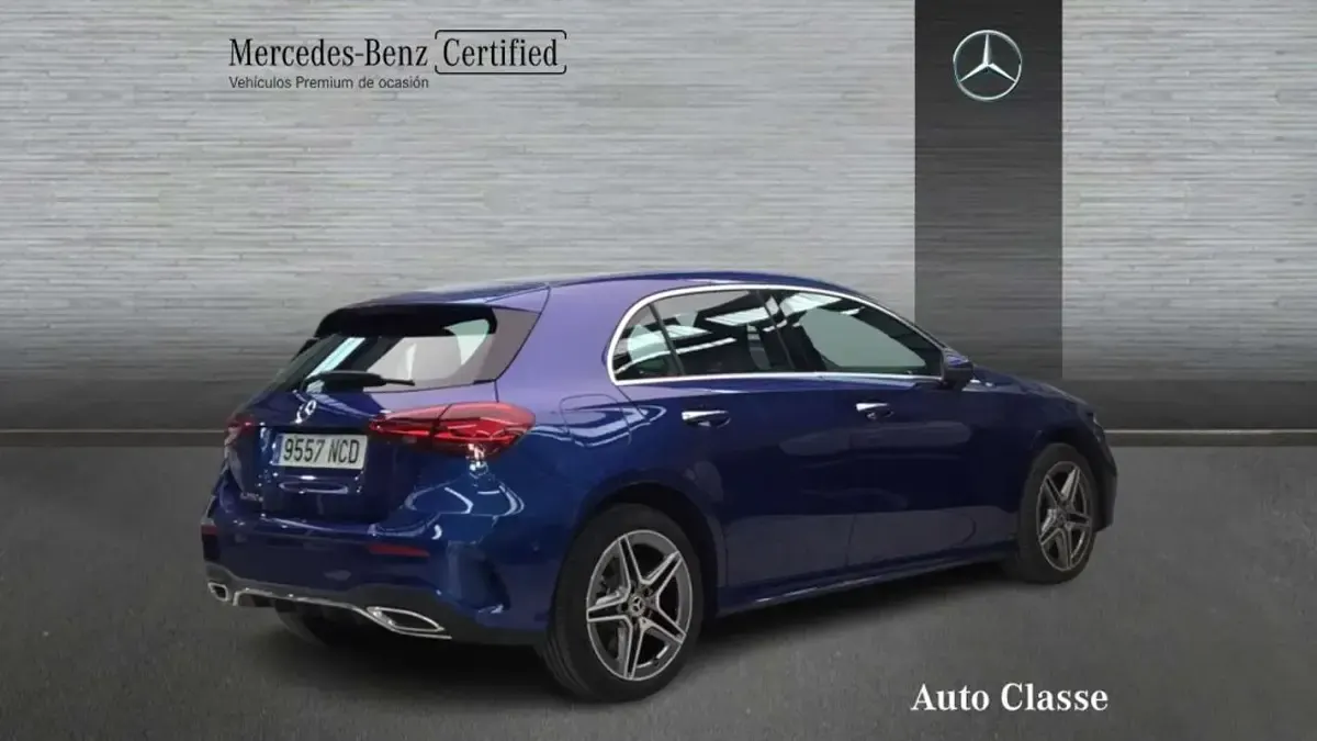 Usado Mercedes A250 218 CV (160 kW) 2025 Azul Berlina