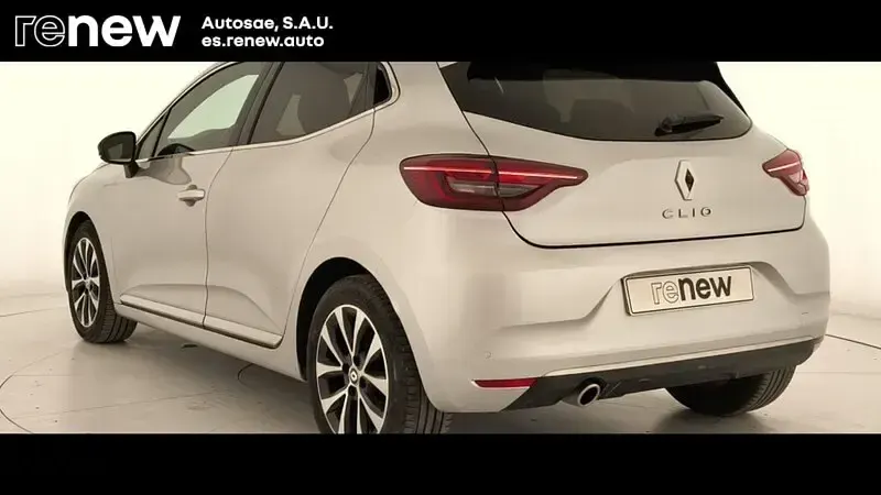 Usado Renault Clio V Techno 101 CV (74 kW) 2023 Gris Berlina