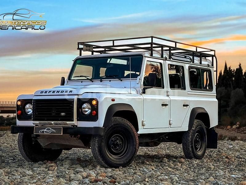 Usado Land Rover Defender 122 CV (89 kW) 2015 Blanco Familiar