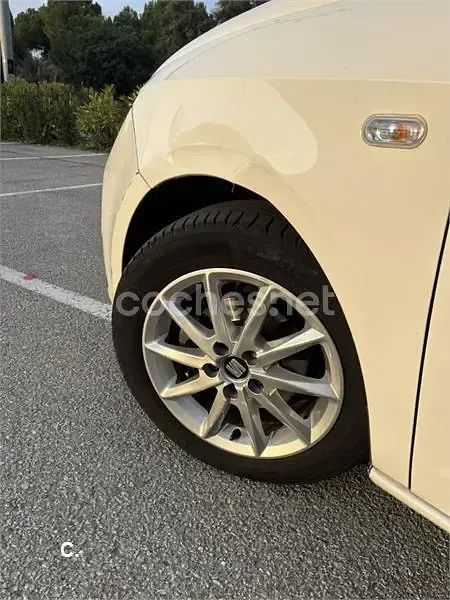 Usado Seat Ibiza I-Tech 85 CV (62 kW) 2013 Blanco Berlina