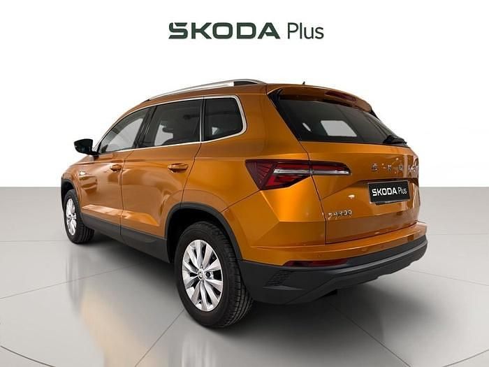 Usado Skoda Karoq Ambition 150 CV (110 kW) 2023 Naranja SUV