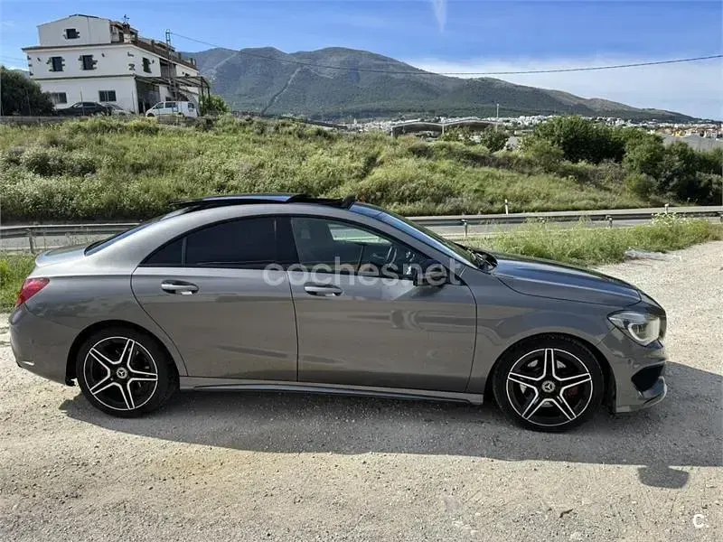 Usado Mercedes CLA250 AMG line 211 CV (155 kW) 2013 Gris / plata Coupe