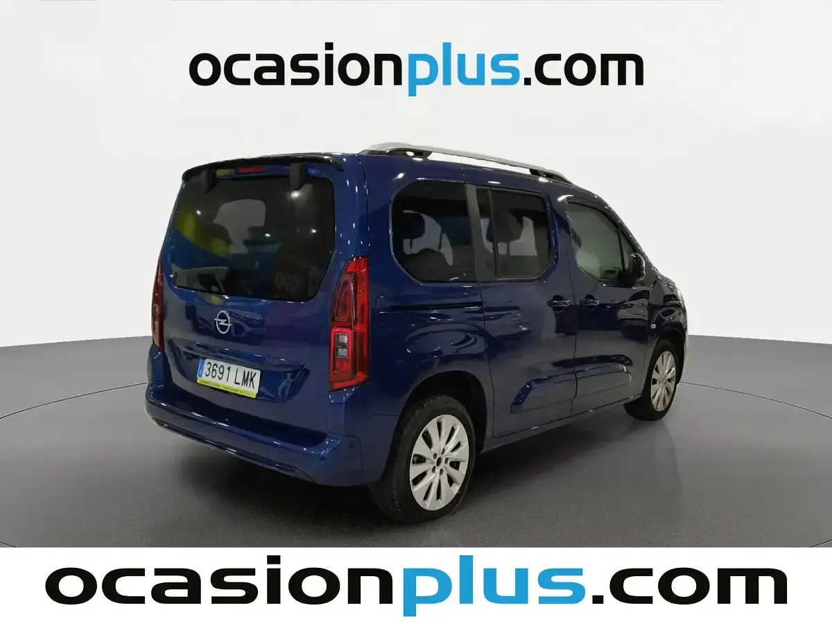 Usado Opel Combo Elegance 102 CV (75 kW) 2021 Azul Monovolumen