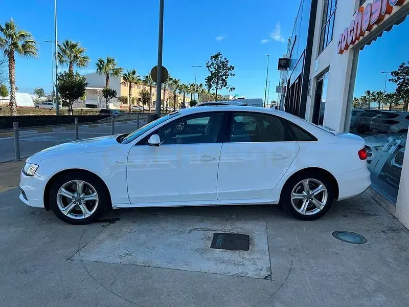 Usado Audi A4 S-Line 150 CV (110 kW) 2016 Blanco Berlina