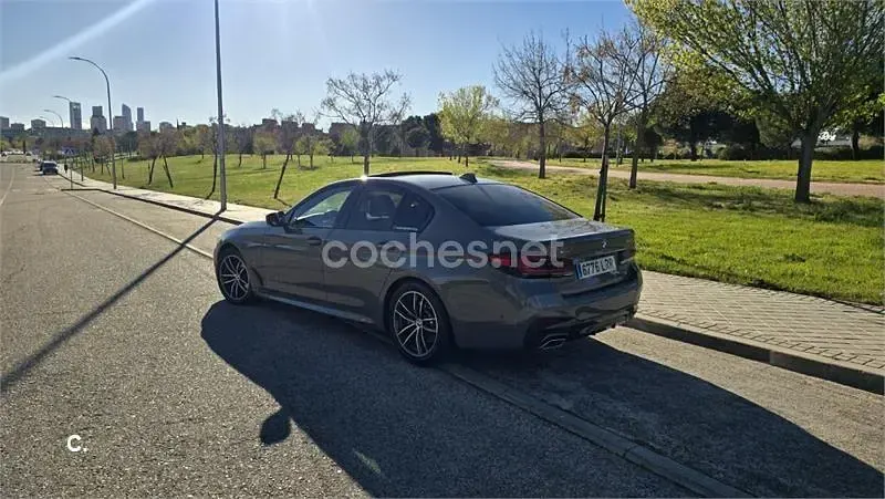 Usado BMW 520 190 CV (139 kW) 2021 Gris / plata Berlina