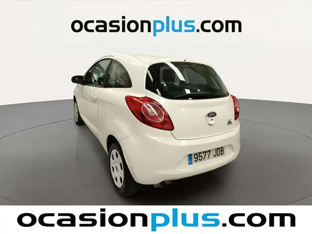 Usado Ford Ka S 69 CV (50 kW) 2015 Blanco Utilitario