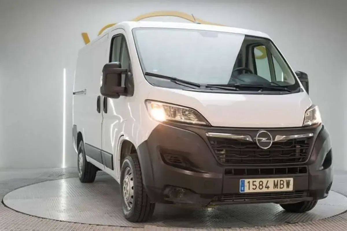 Usado Opel Movano 120 CV (88 kW) 2022 Blanco Van