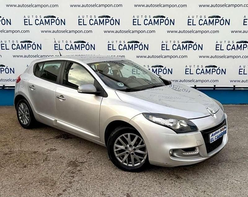Usado Renault Mégane III GT 110 CV (80 kW) 2014 Plateado Utilitario