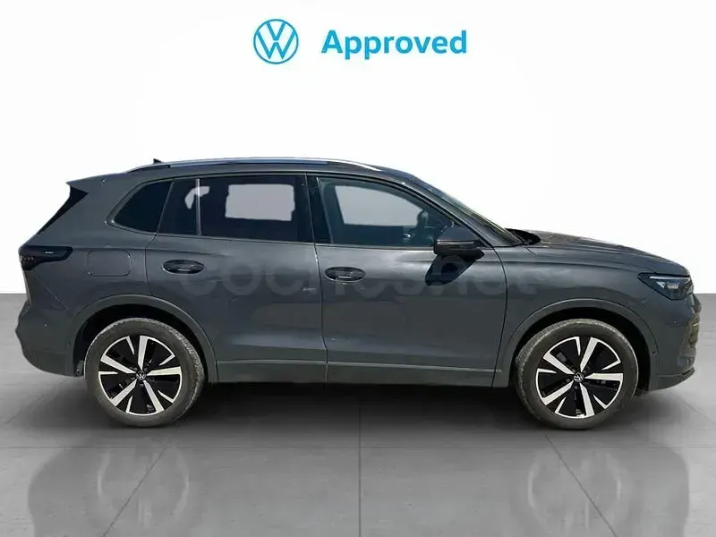 Usado VW Tiguan 204 CV (150 kW) 2025 Gris / plata SUV