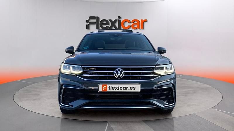 Usado VW Tiguan Life 150 CV (110 kW) 2021 Gris SUV