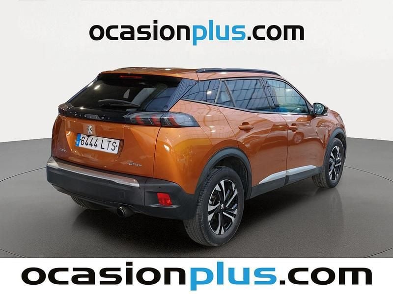 Usado Peugeot 2008 Allure 101 CV (74 kW) 2021 Naranja SUV