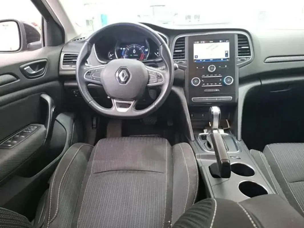 Usado Renault Mégane GrandTour Zen 116 CV (85 kW) 2020 Negro Familiar