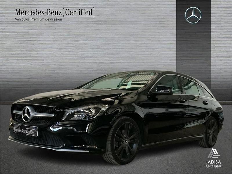 Negro Usado 2019 Mercedes CLA200 Shooting Brake Familiar | 22.990 € (Precio justo) - Imagen 1/4