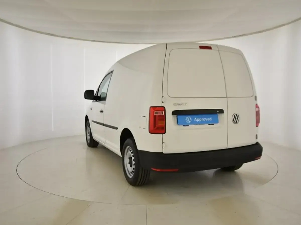 Usado VW Caddy Business 102 CV (75 kW) 2020 Blanco Monovolumen