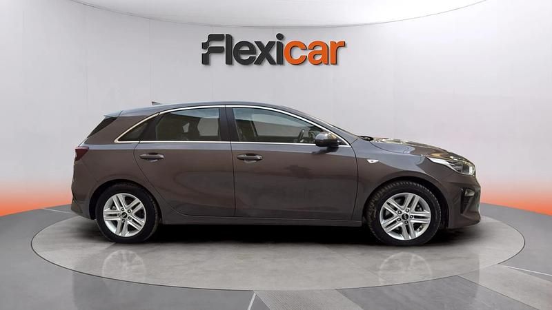 Usado Kia Ceed 101 CV (74 kW) 2020 Marrón Utilitario
