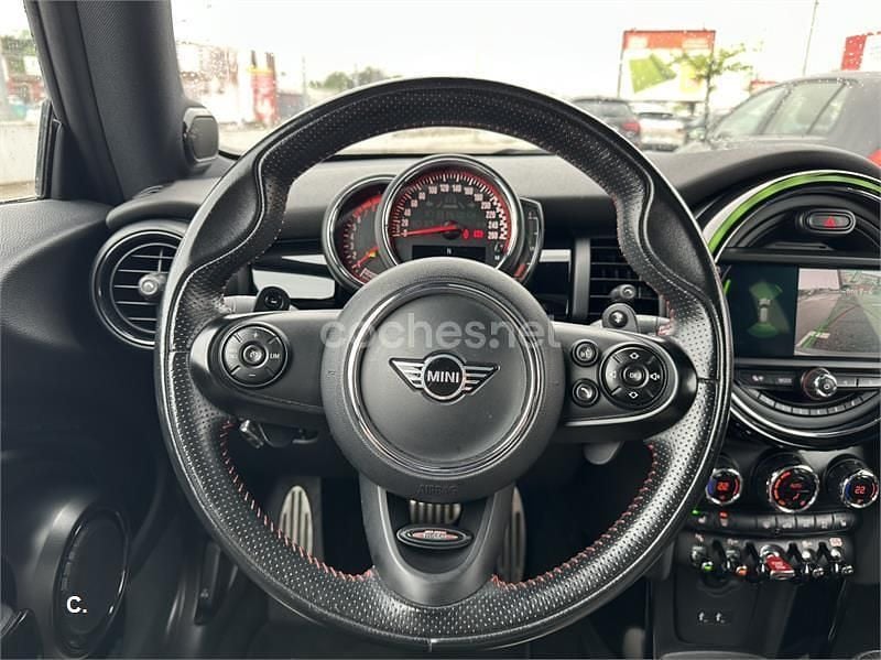 Usado Mini John Cooper Works 231 CV (169 kW) 2019 Gris / plata Utilitario
