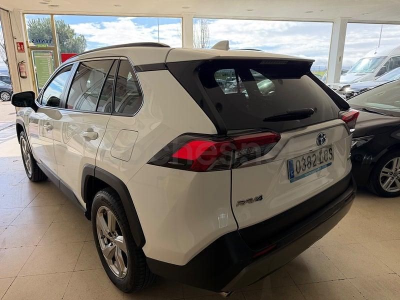 Usado Toyota RAV4 Hybrid Advance 218 CV (160 kW) 2019 Blanco SUV
