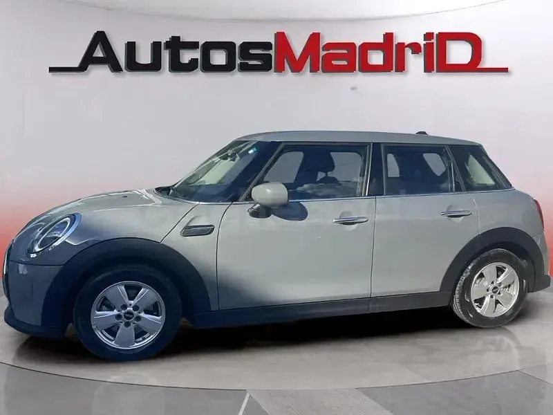 Usado Mini ONE 102 CV (75 kW) 2022 Gris / plata Utilitario