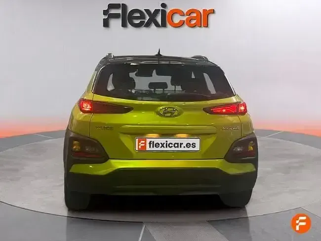 Usado Hyundai Kona 120 CV (88 kW) 2018 Verde SUV