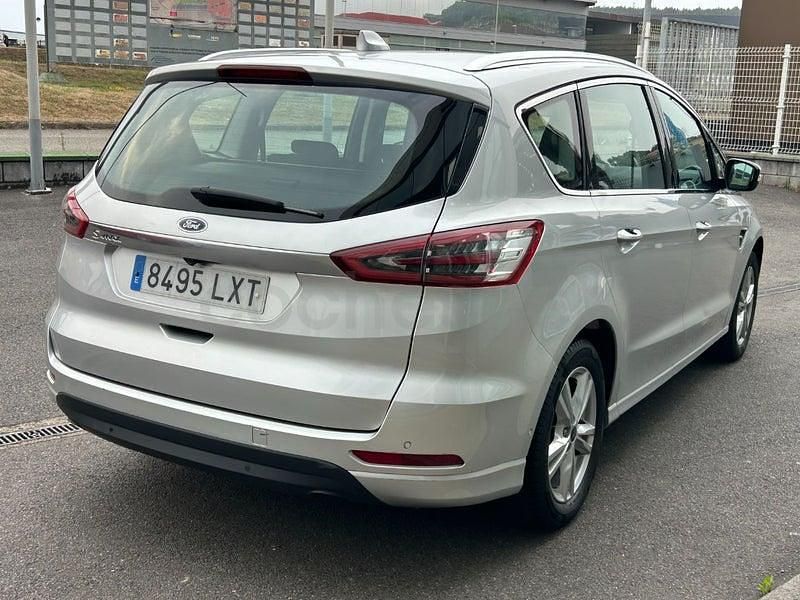 Usado Ford S-MAX Titanium 150 CV (110 kW) 2022 Gris / plata Monovolumen