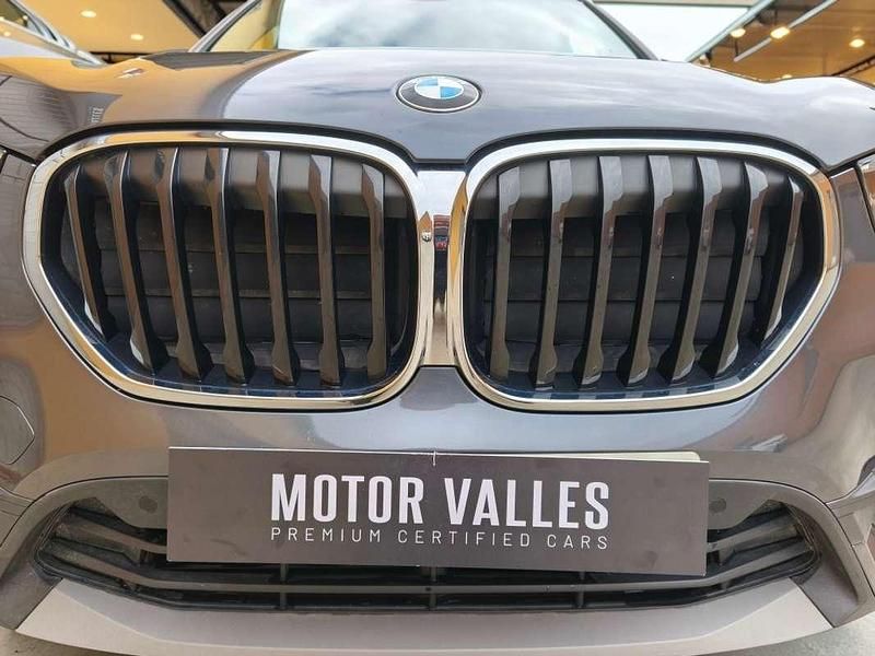 Usado BMW X1 190 CV (139 kW) 2022 Gris SUV