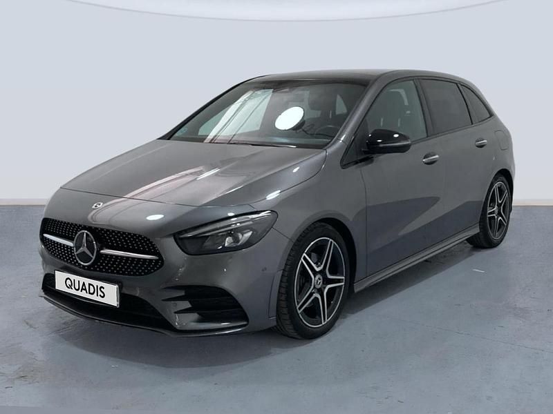 Usado Mercedes B200 150 CV (110 kW) 2022 Gris Monovolumen