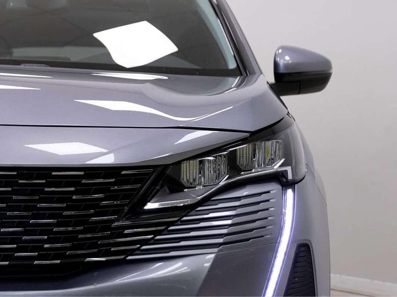 Käytetty Peugeot 3008 GT 179 HP (131 kW) 2021 Harmaa Katumaasturi