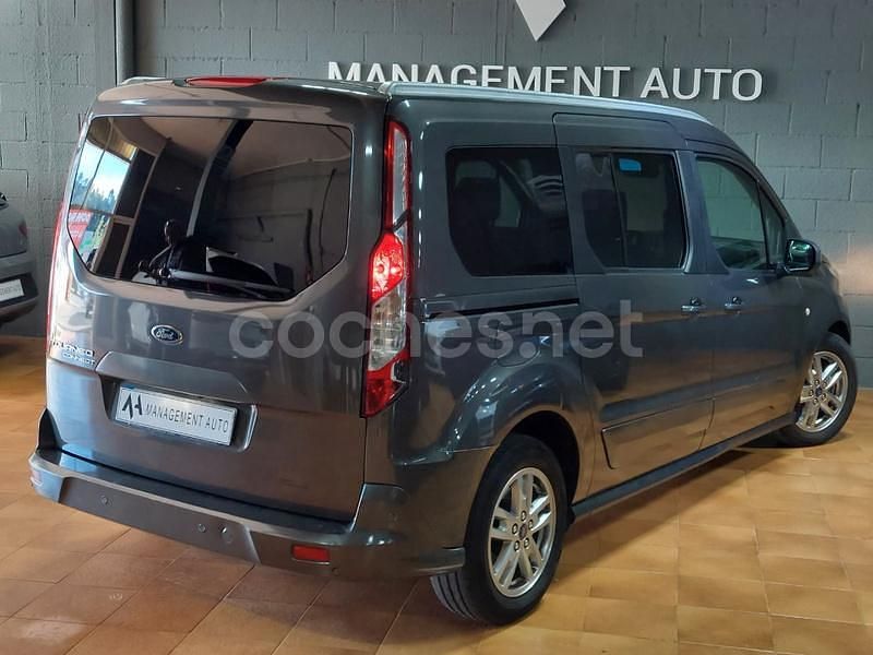 Usado Ford Grand Tourneo Connect Titanium 120 CV (88 kW) 2020 Gris / plata Monovolumen